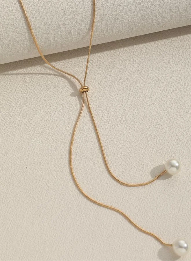 تايك تو عقد بسلسلة ذهبية ودلاية لؤلؤ صناعي